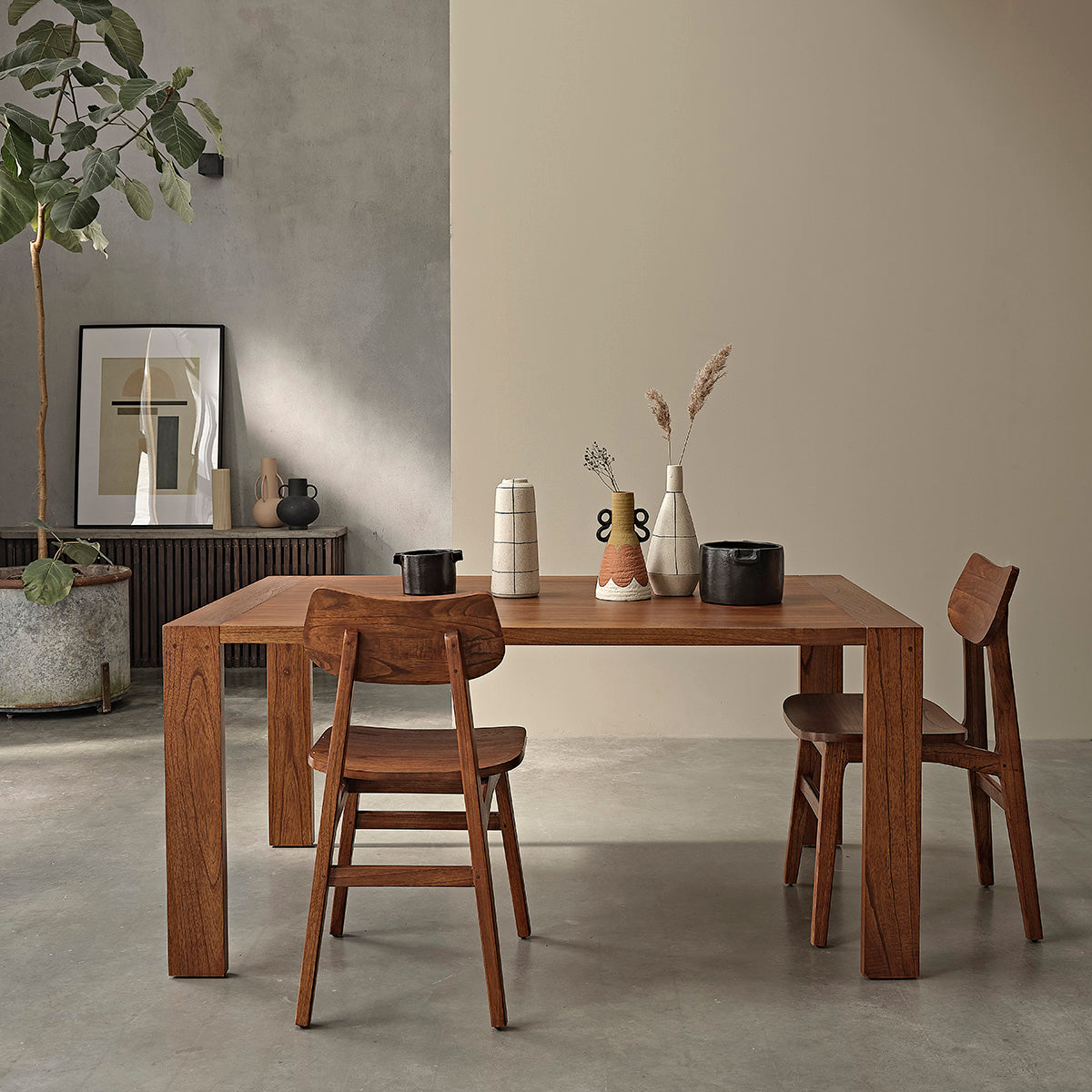 1069-chaise_en_mindi_massif_finition_noyer-06.jpg