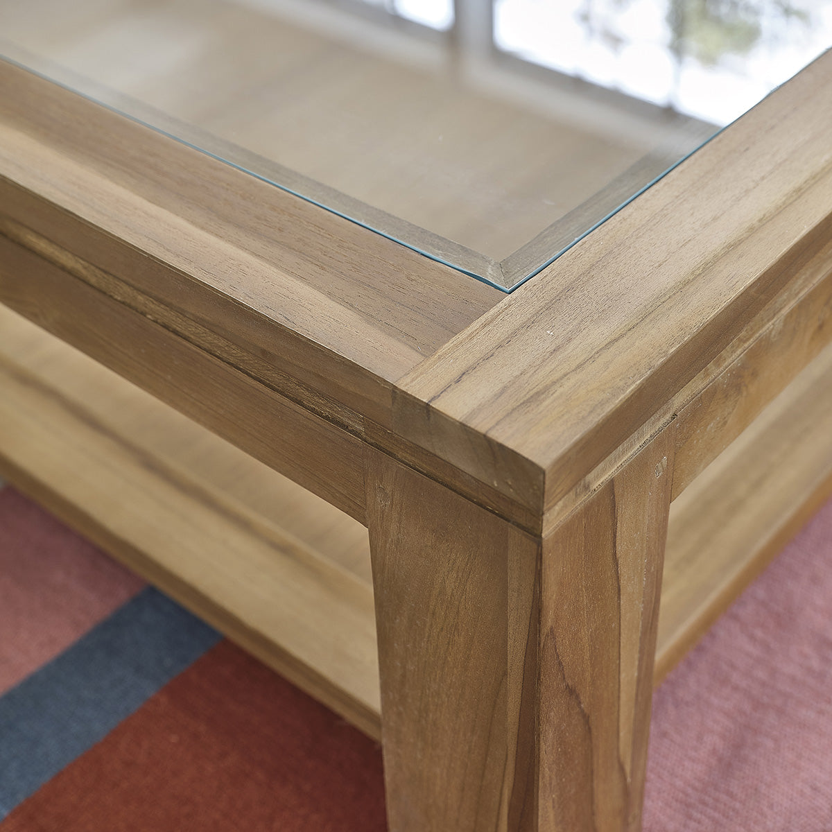 145-table_basse_en_teck_massif_120_cm-05.jpg