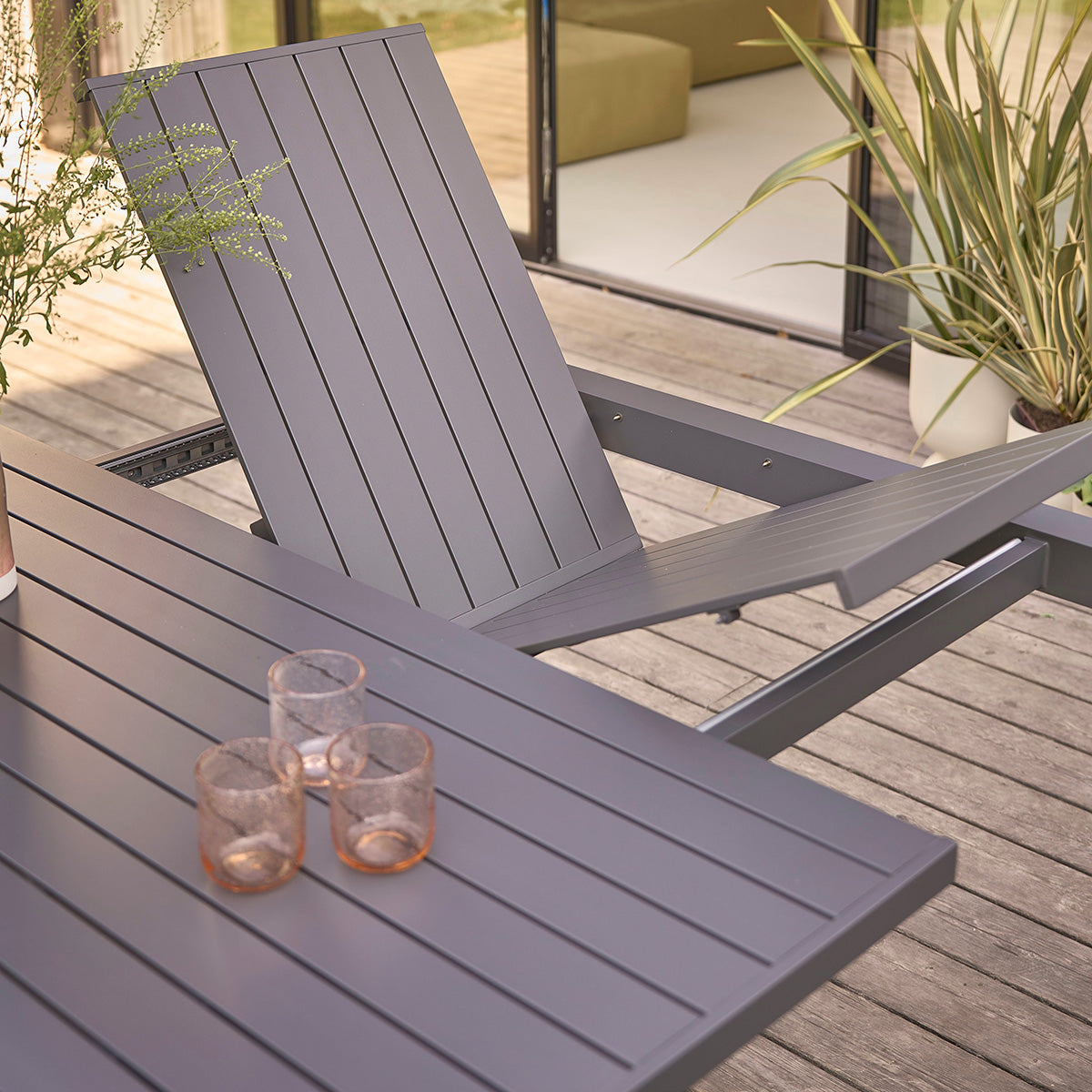 TDJ0003-table_de_jardin_en_aluminium_carree_extensible__4_8_pers-04.jpg