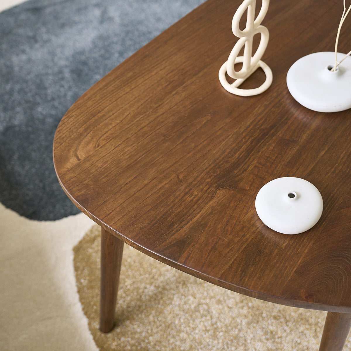 1588-table_basse_en_mindi_massif_finition_noyer_100_cm-05.jpg