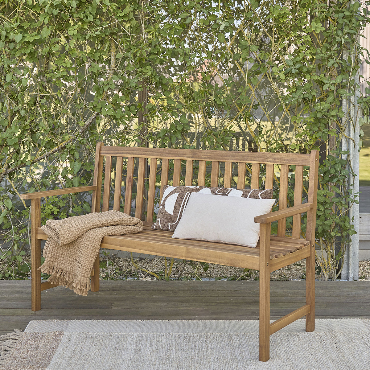 BDJ0005-banc_de_jardin_en_acacia_massif_150_cm-03.jpg