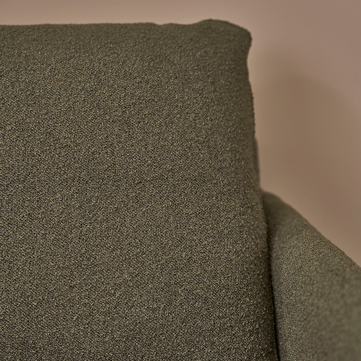 CAN0014-canape_droit_3_places_en_bois_massif_et_tissu_bouclette_kaki-05.jpg