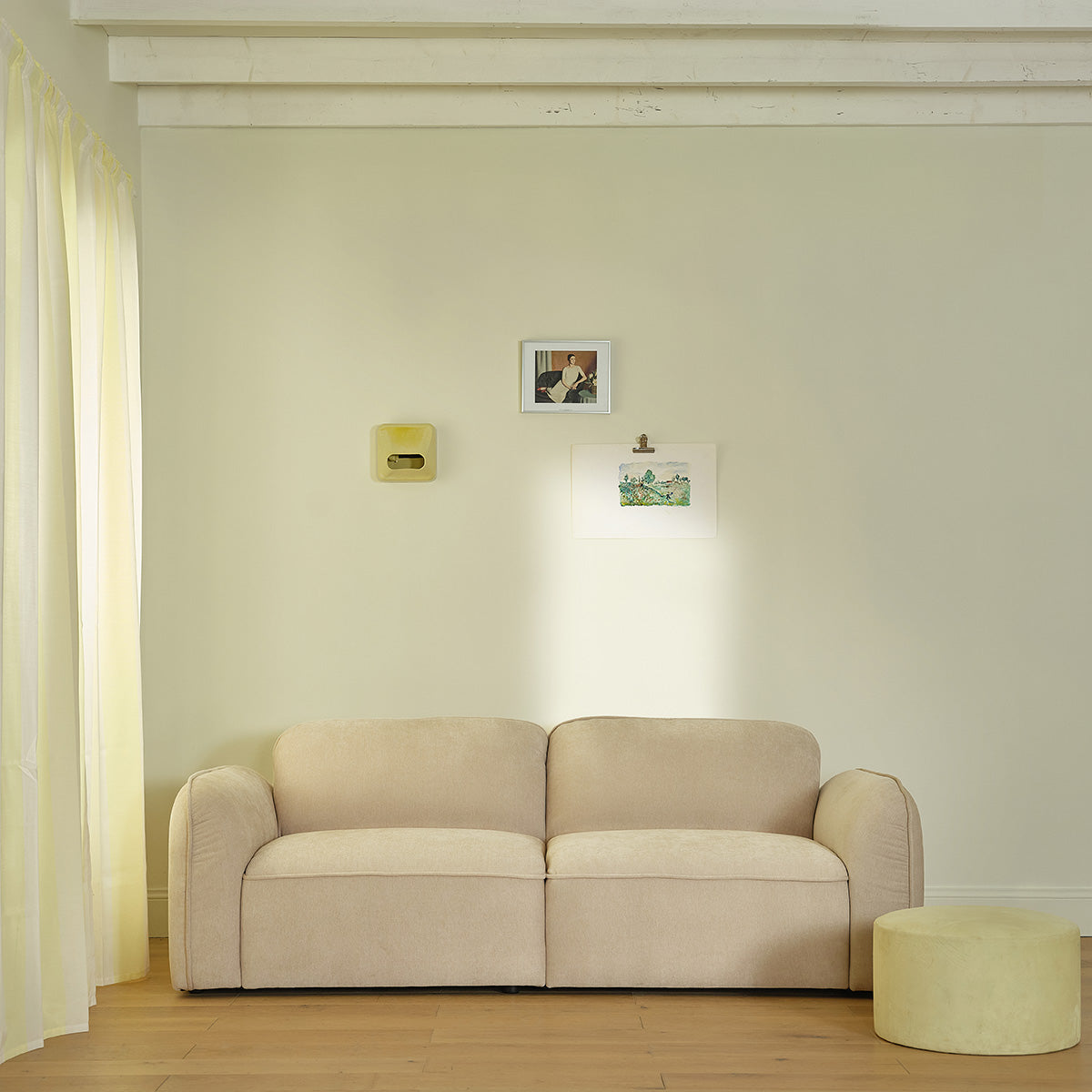 CAN0033-canape_droit_3_places_en_velours_beige_chine-01.jpg
