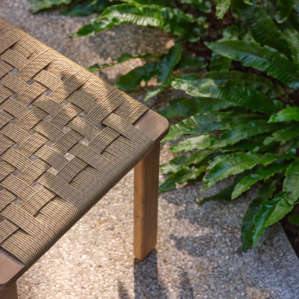 CDJ0004-chaise_de_jardin_en_teck_massif_et_rotin-06.jpg