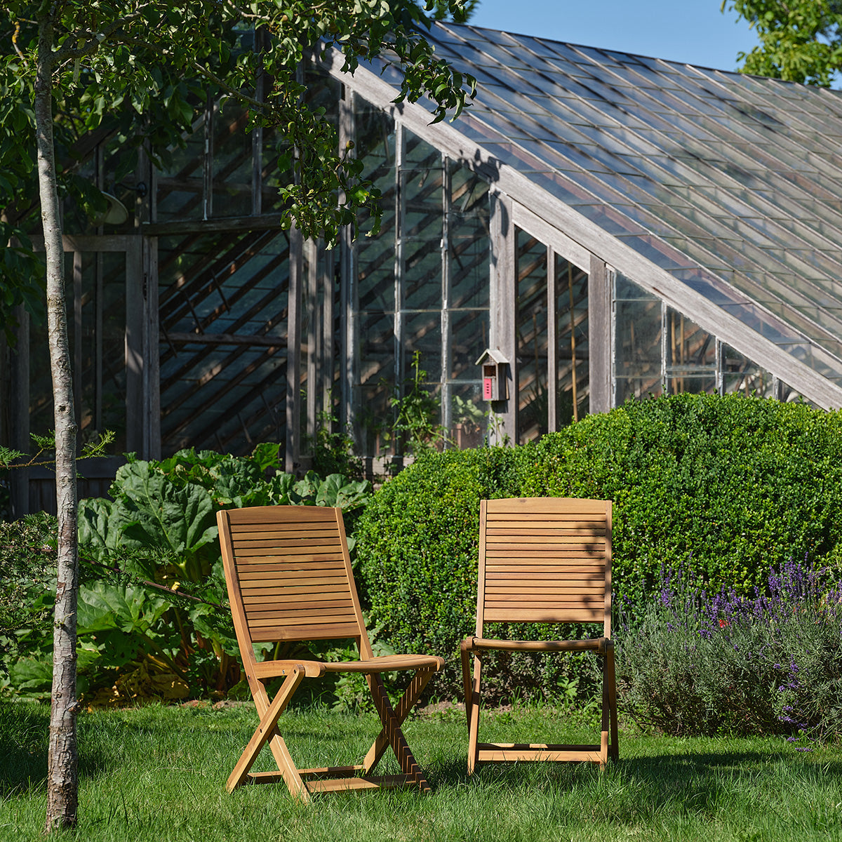 CDJ0006-chaise_de_jardin_pliante_en_acacia_massif_huile_lot_de_2-01.jpg