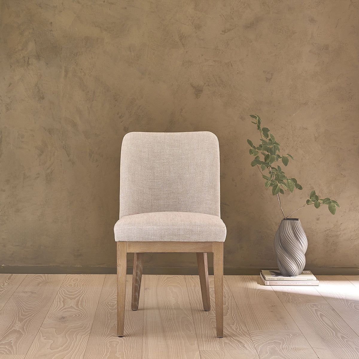 CHA0007-chaise_en_chene_massif_et_tissu_lin-04.jpg