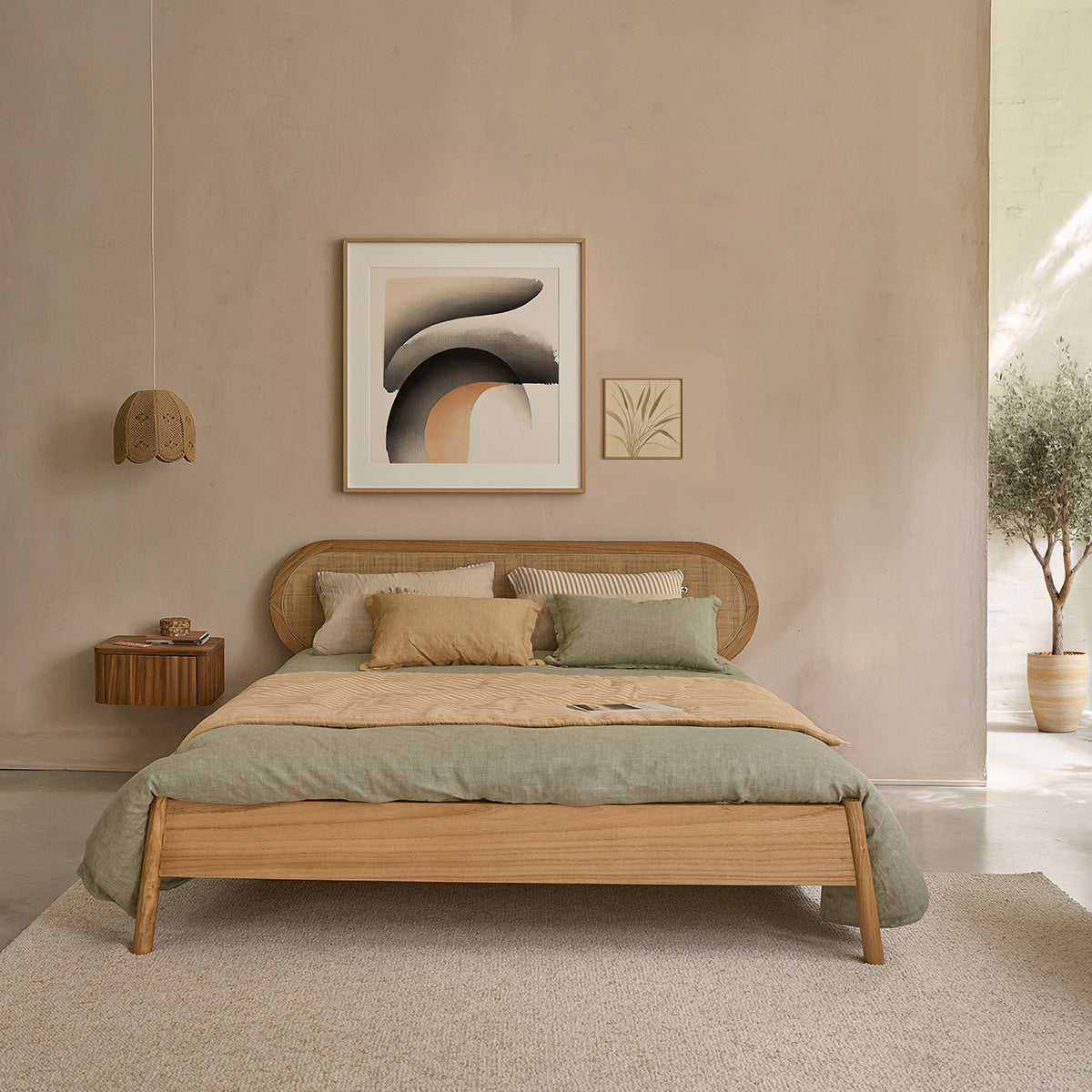 LIT0007-lit_en_bois_de_mindi_et_cannage_180_cm_avec_sommier-01.jpg