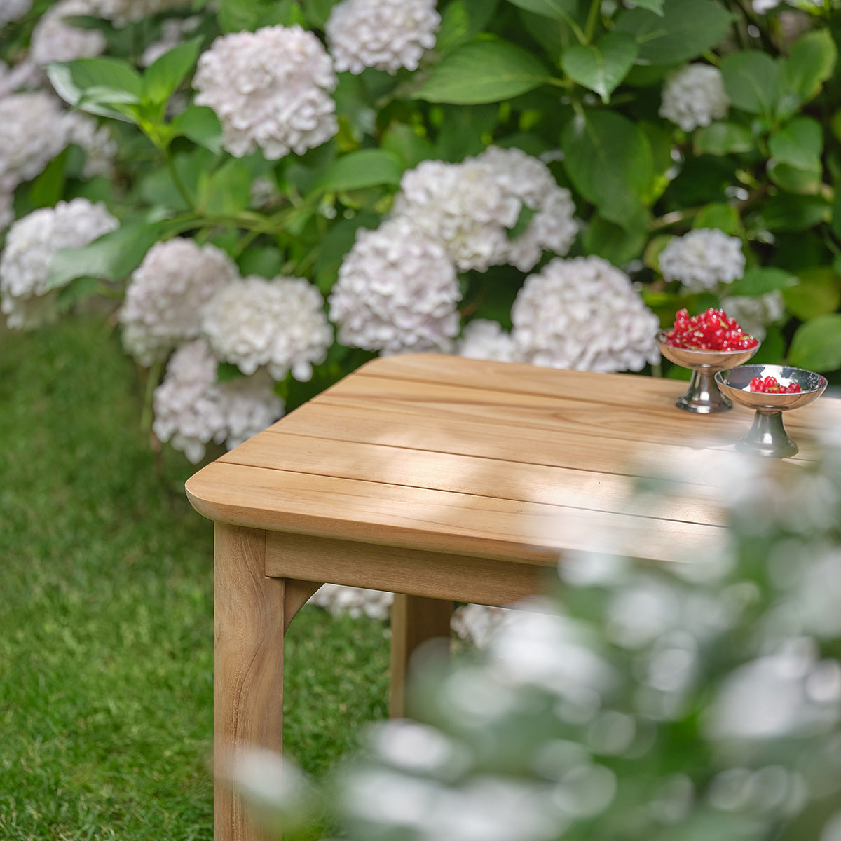 TAA0011-table_dappoint_de_jardin_en_teck_massif_premium-04.jpg