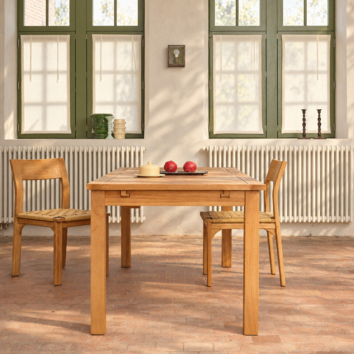 TAB0010-table_en_teck_massif_extensible_10_pers-04.jpg