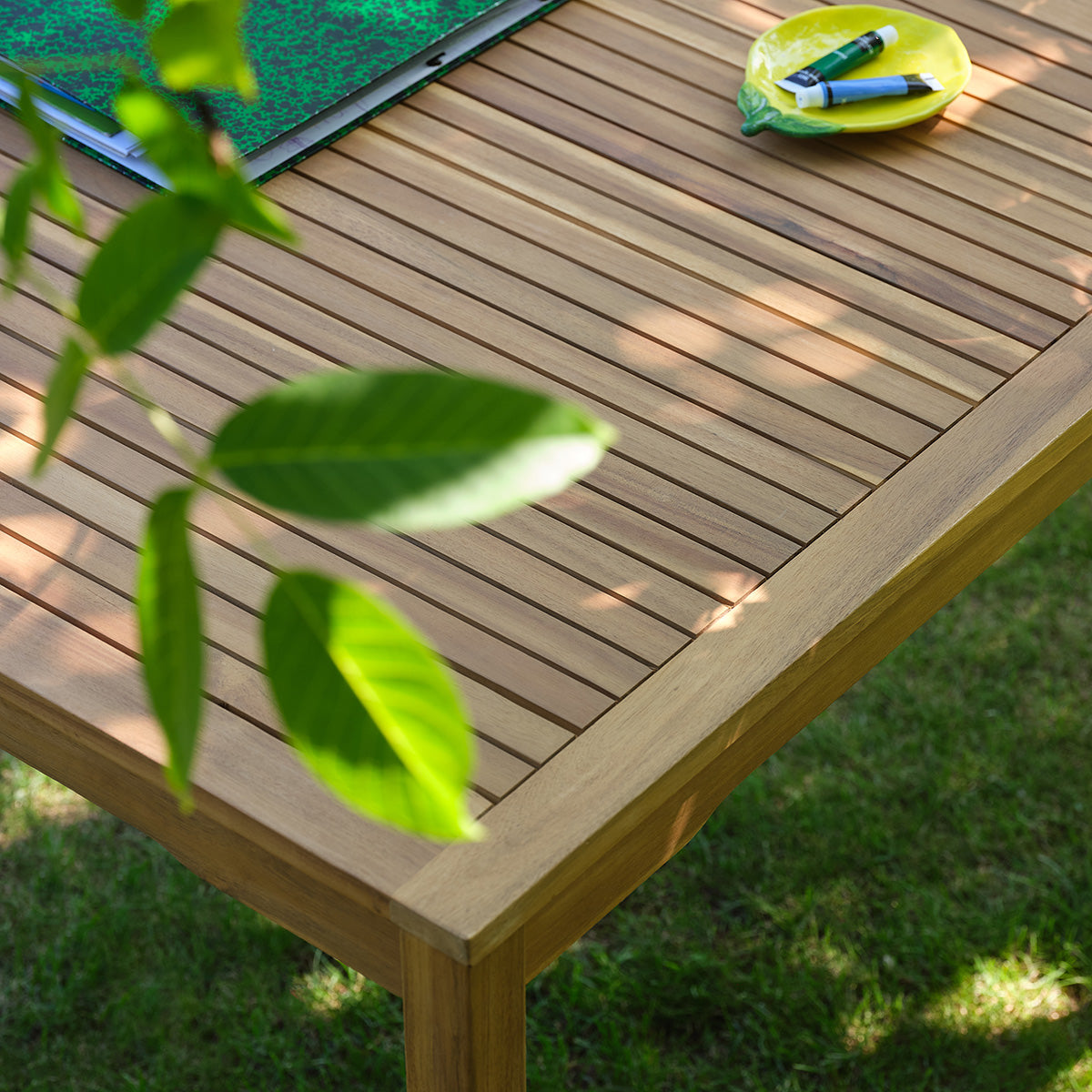 TDJ0007-table_de_jardin_en_acacia_massif_huile_90_cm-07.jpg