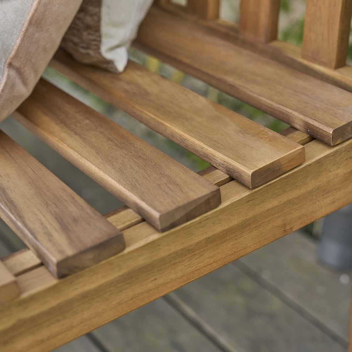 BDJ0004-banc_de_jardin_en_acacia_massif_120_cm-05.jpg