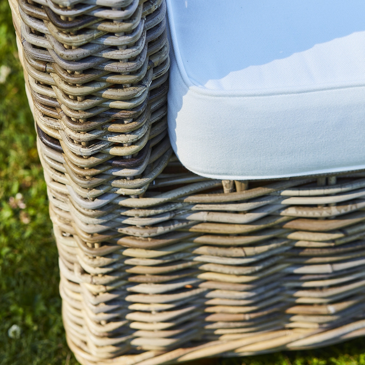 10211-fauteuil_de_jardin_en_kubu_naturel-04.jpg