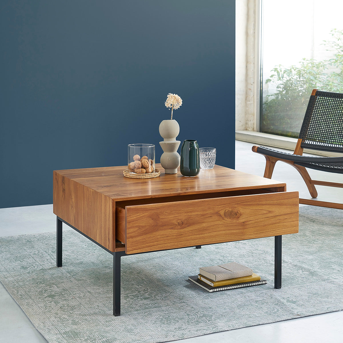 LINA - Tavolino in teak massello e metallo 70 cm