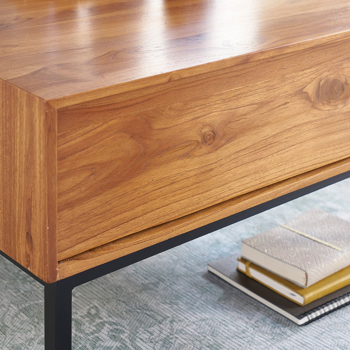LINA - Tavolino in teak massello e metallo 70 cm
