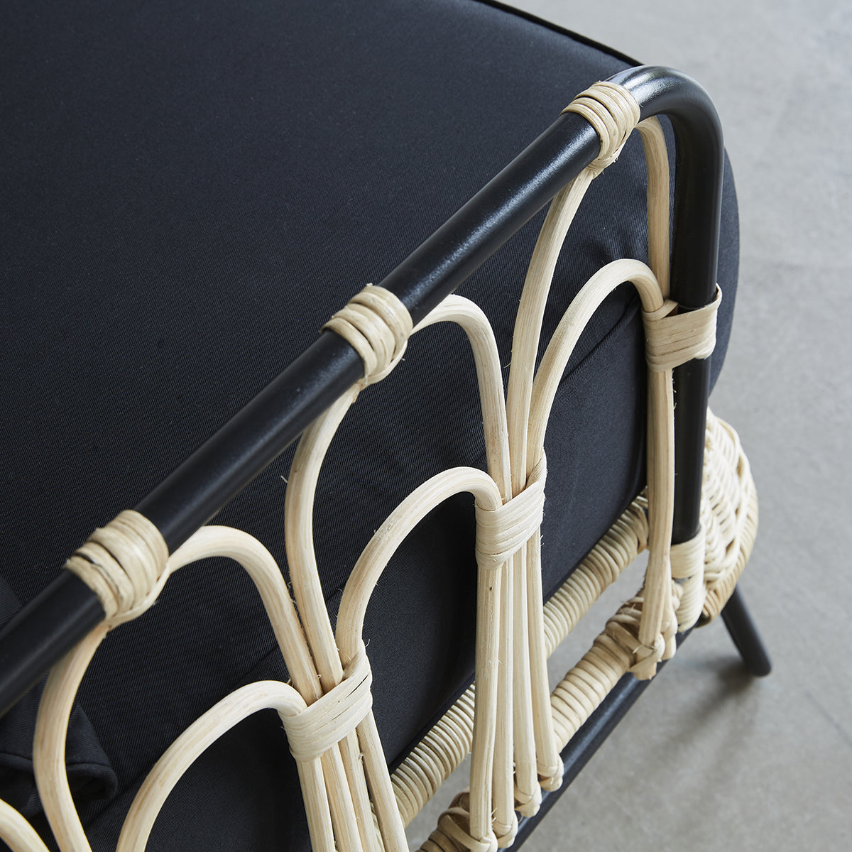 ALBANE - Poltrona in rattan e metallo