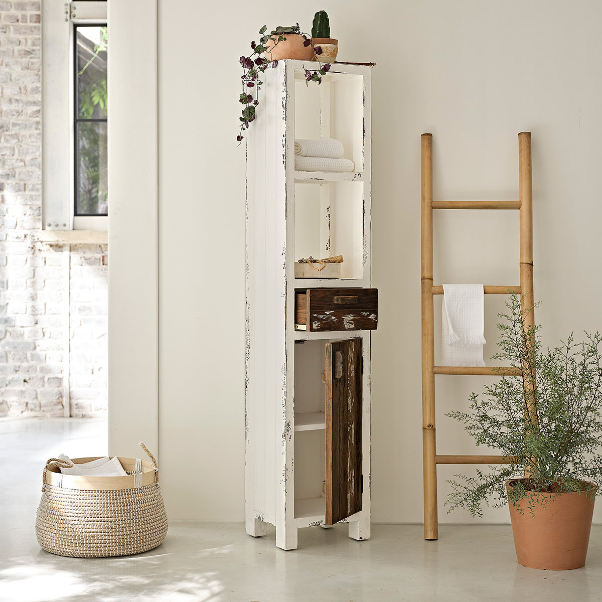 SEZANNE - Colonna da bagno in legno massello riciclato 170 cm