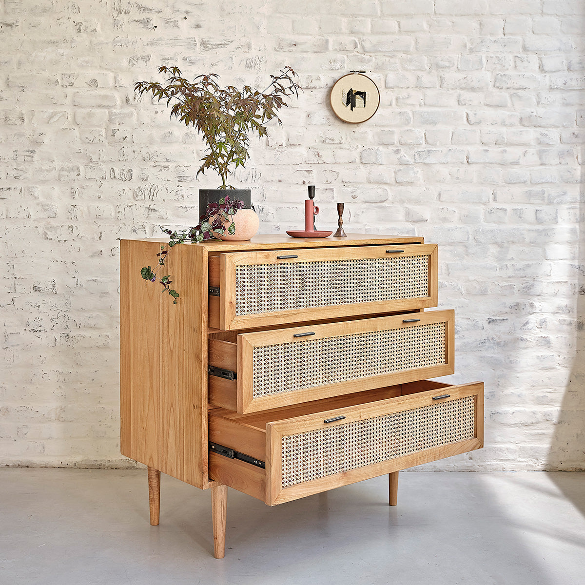 ALBA - Cassettiera in mindi massello e cannage, 100 cm