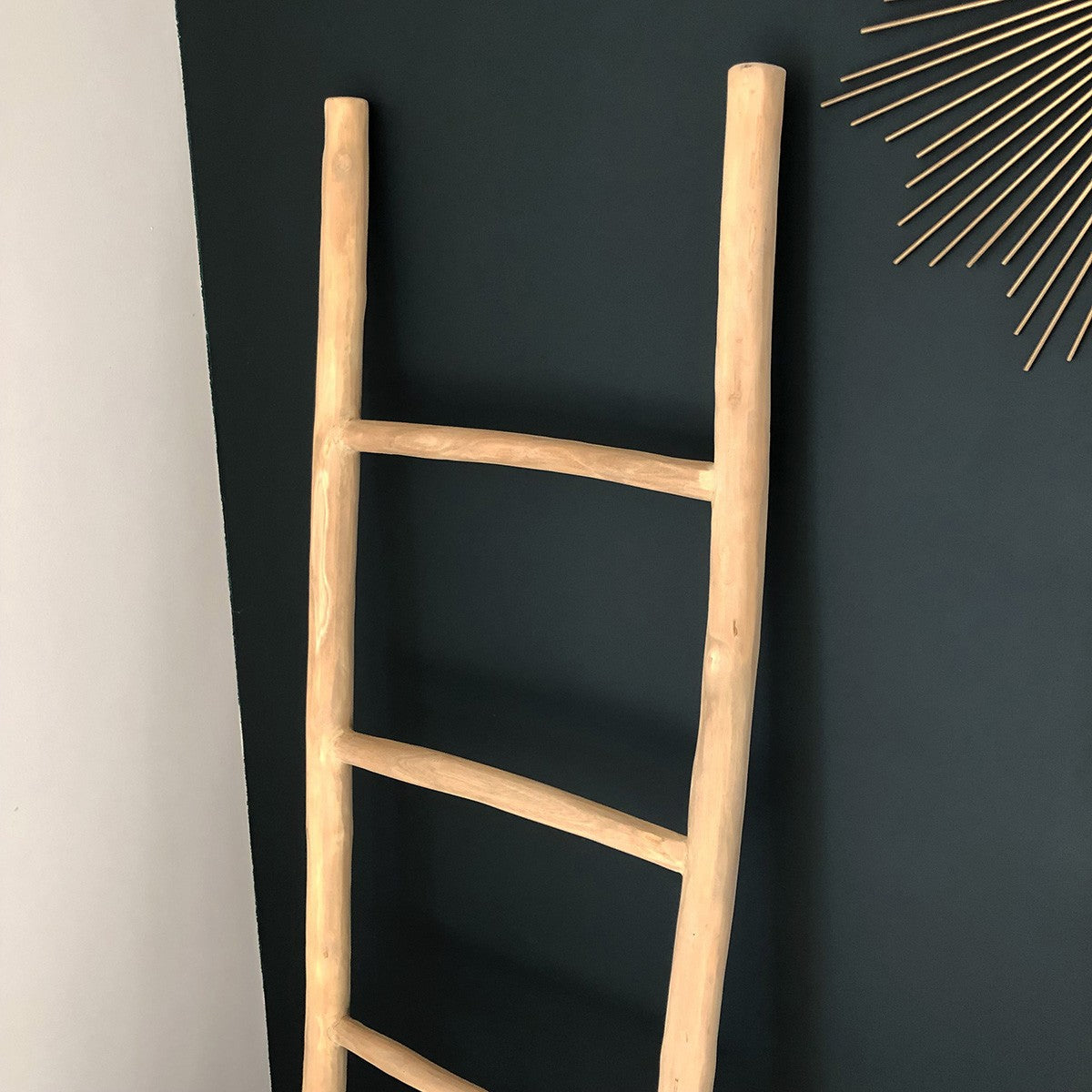 CLARA - Scala portasalviette in teak massello 150 cm