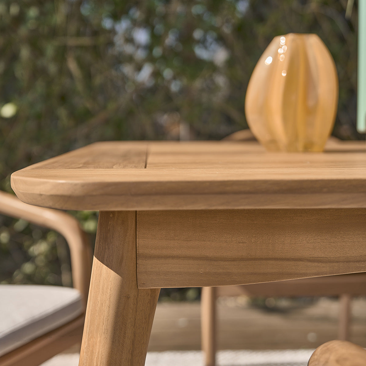 ALIZÉ - Set di mobili da giardino in teak massello con tavolo allungabile 6/8 pers.