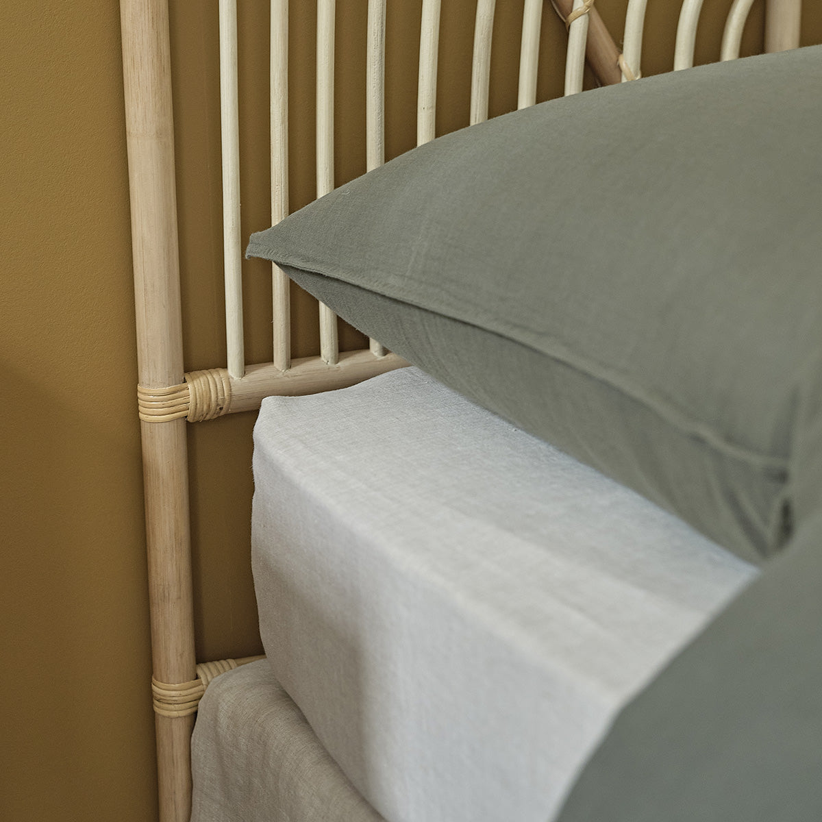 BOHO - Testiera per bambini arrotondata in rattan 90 cm