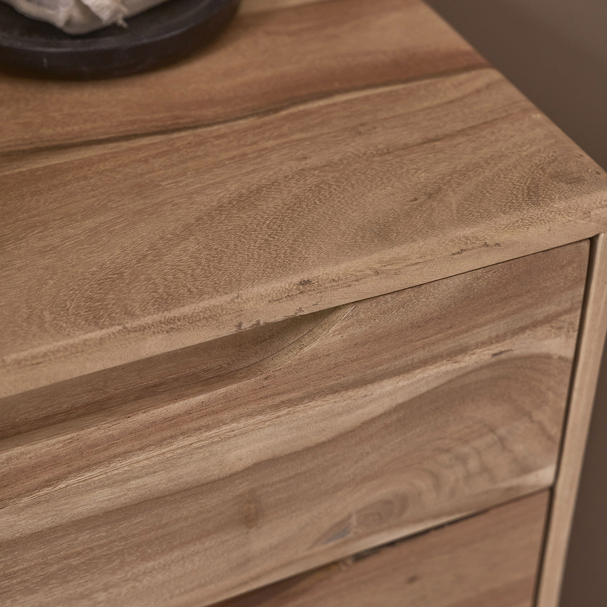 COM0012-commode_en_acacia_massif_80_cm-06.jpg
