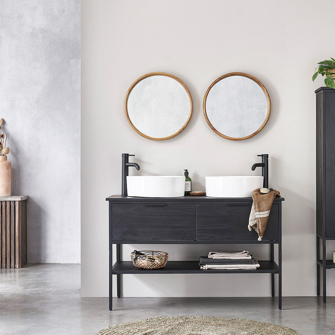 NEVEN - Mobile sottolavabo in pino massello e metallo 120 cm