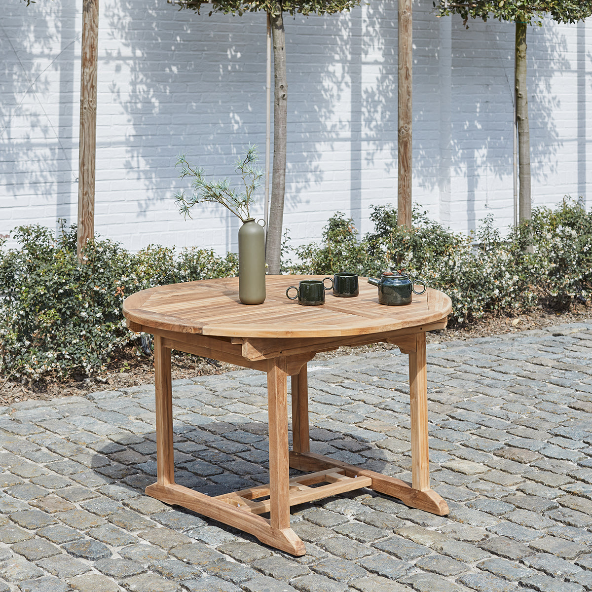 MIDLAND - Tavolo da giardino ovale allungabile in teak massello per 6/8 persone.
