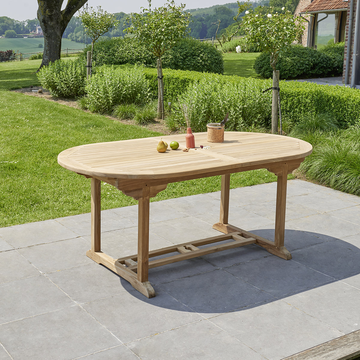 MIDLAND - Tavolo da giardino ovale allungabile in teak massello per 8/10 persone.