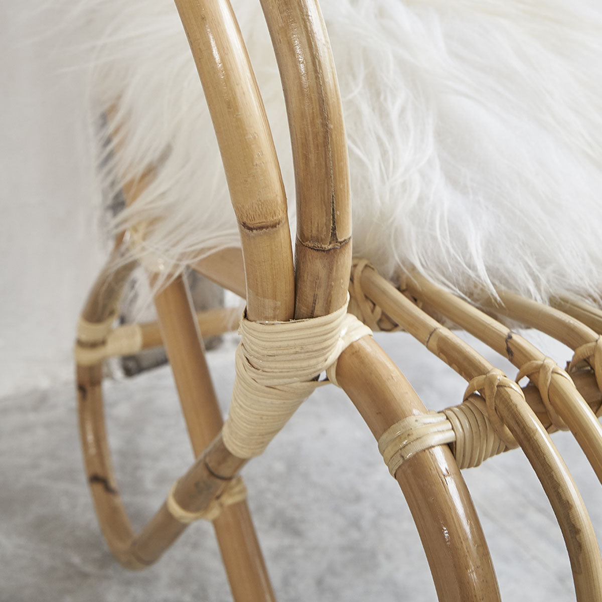 PAOLA - Poltrona in rattan confortevole