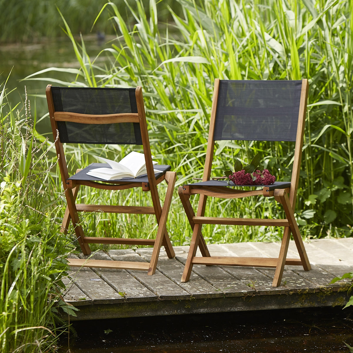 HANOÏ - Set di mobili da giardino in legno massello di acacia FSC e textilene nero 2 pers.