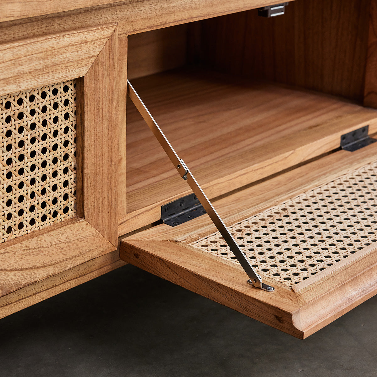 ISÉE - Mobile porta TV in mindi massello e cannage 160 cm