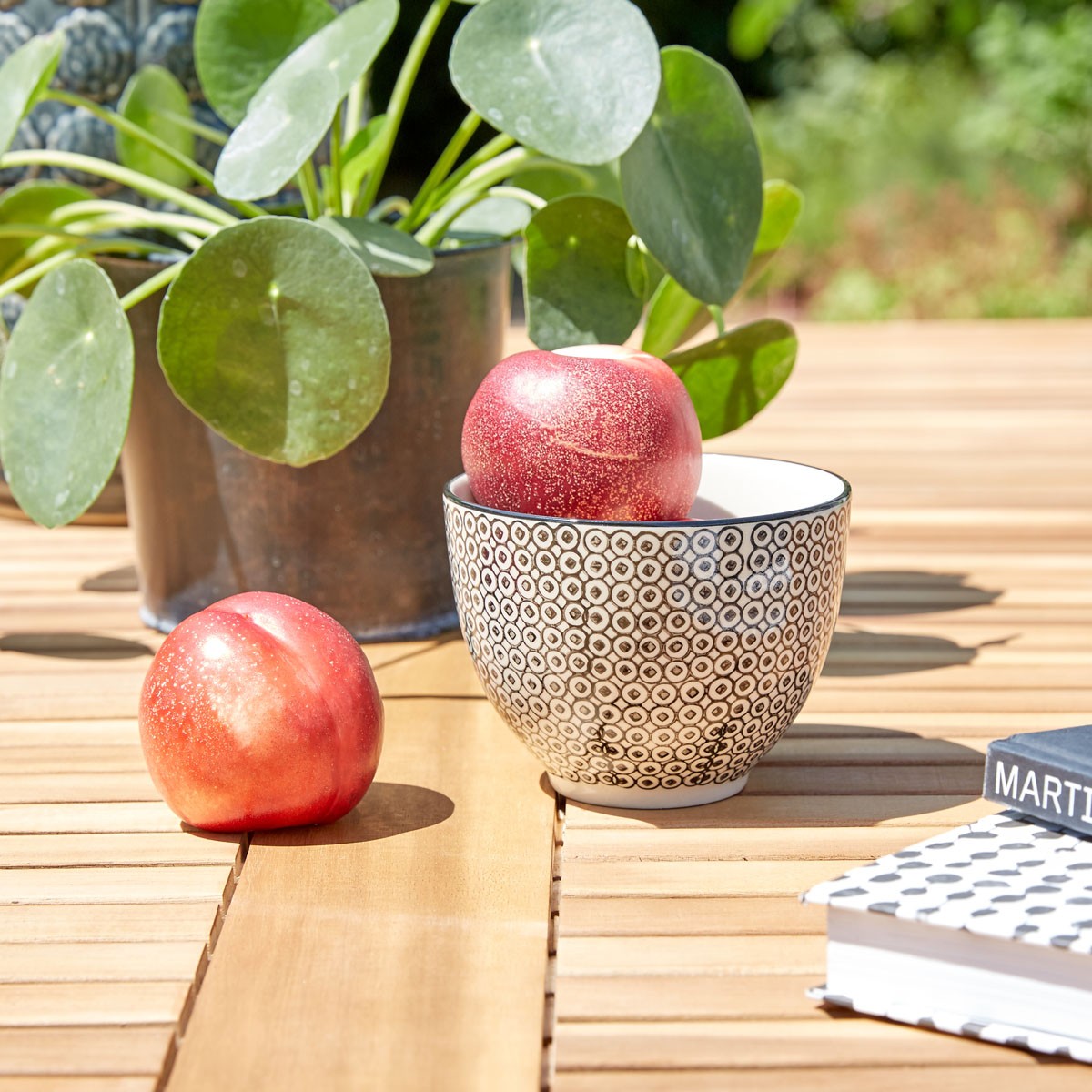 HANOÏ - Set di mobili da giardino in legno massello di acacia e textilene nero 4 pers.