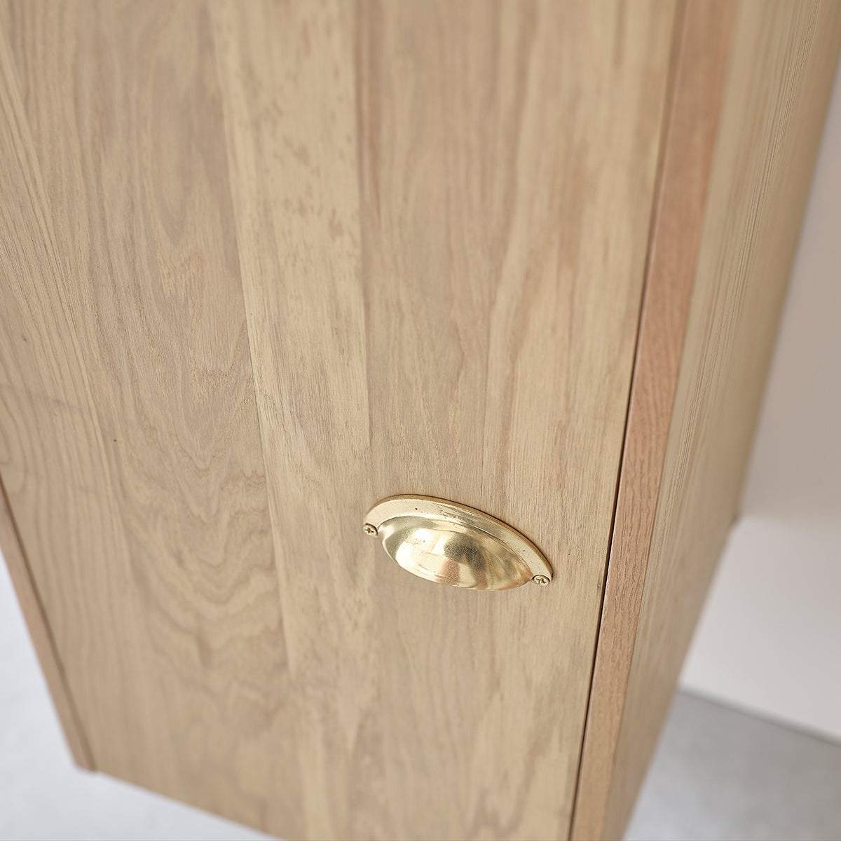 MARGAUX - Colonna bagno  in rovere massello 150 cm