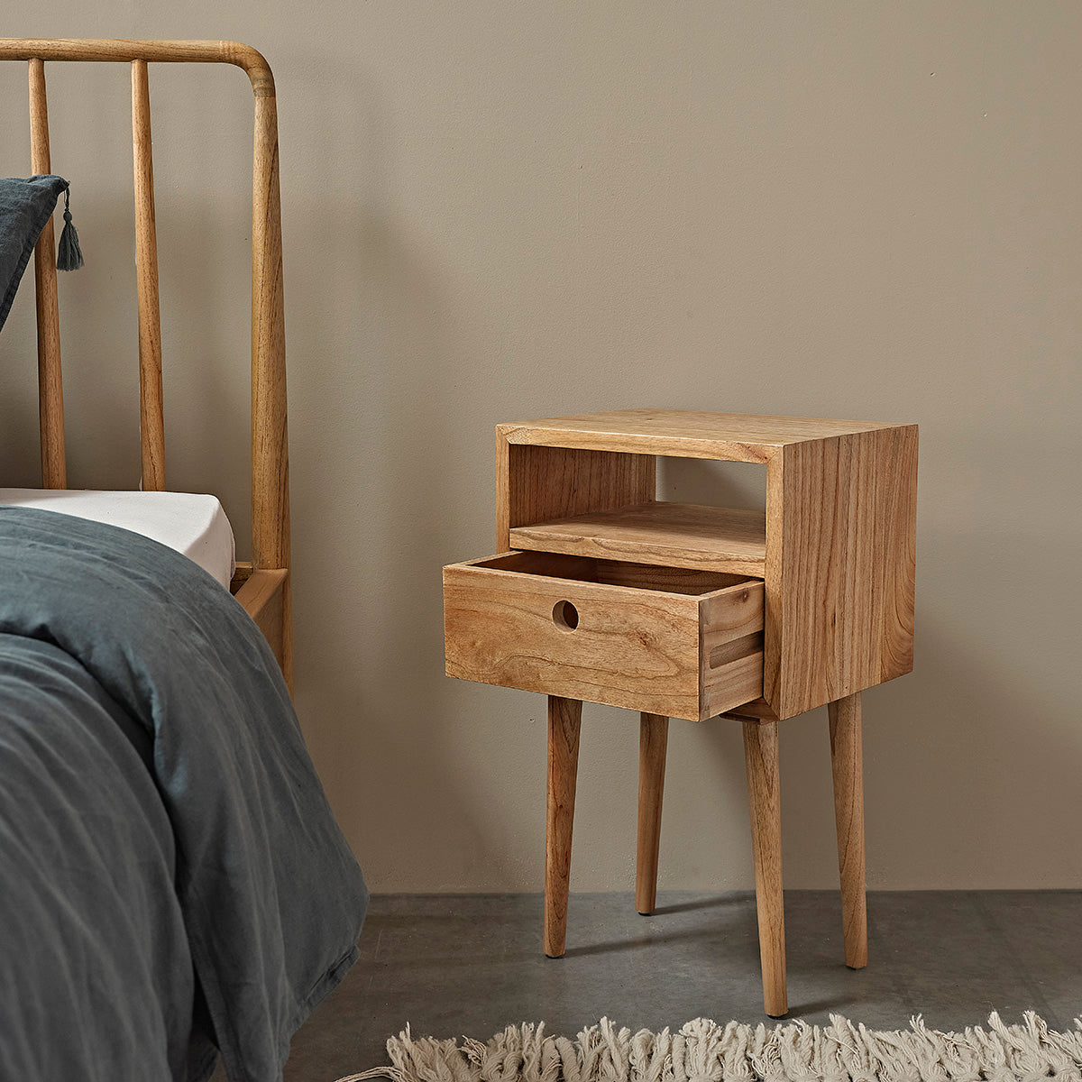 ESMEE - Comodino in mindi massello 65 cm