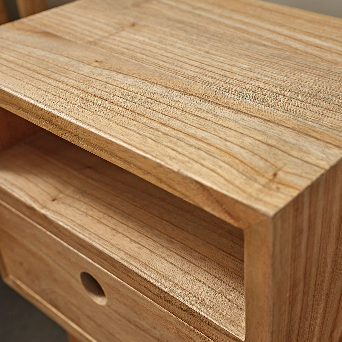 ESMEE - Comodino in mindi massello 65 cm