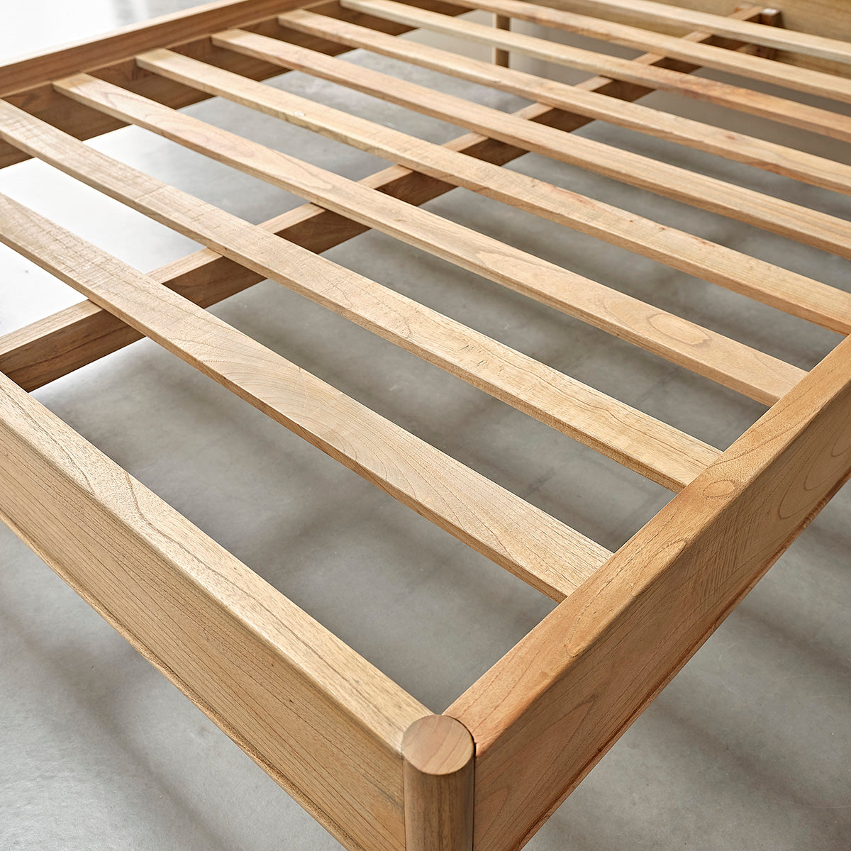 ESMEE - Letto in mindi massello 160 cm con rete