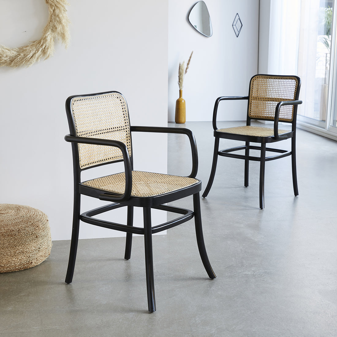 ARON - Set di 2 sedie  in mogano massello e cannage con braccioli