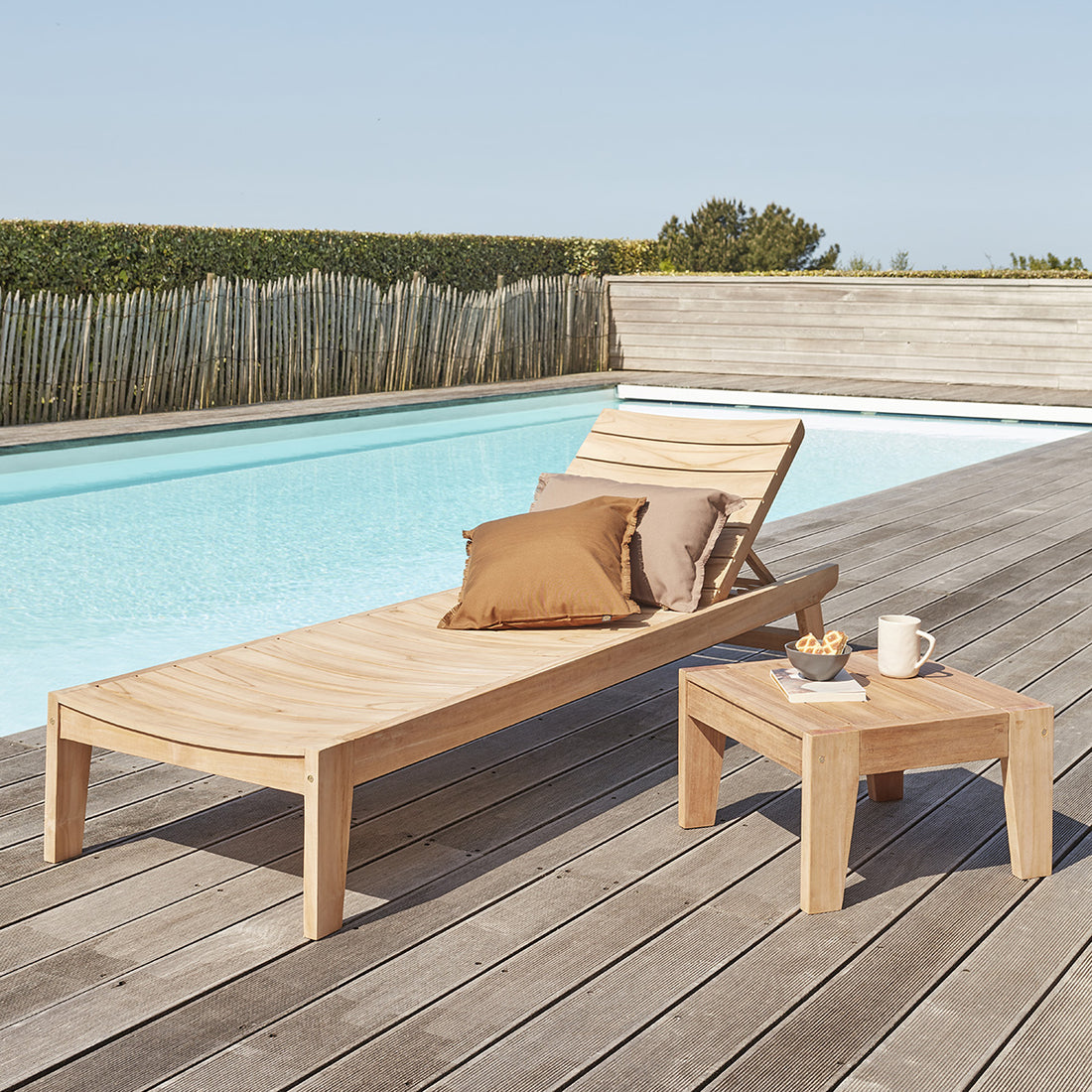 JAYA - Set lettino e tavolino in teak massello