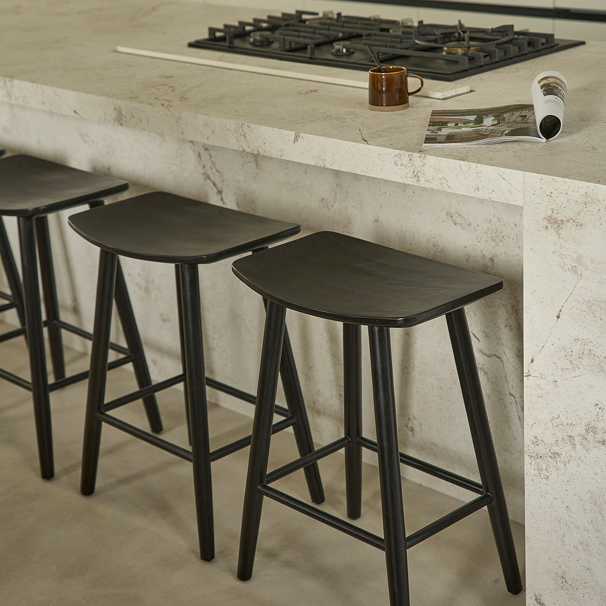 AMBRE - Sgabello da bar in teak massello nero 75 cm