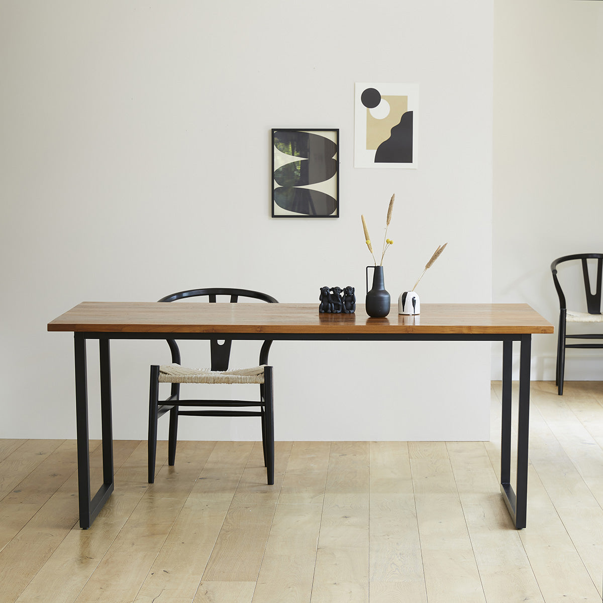 HUGO - Tavolo in teak massello e metallo per 8 pers.