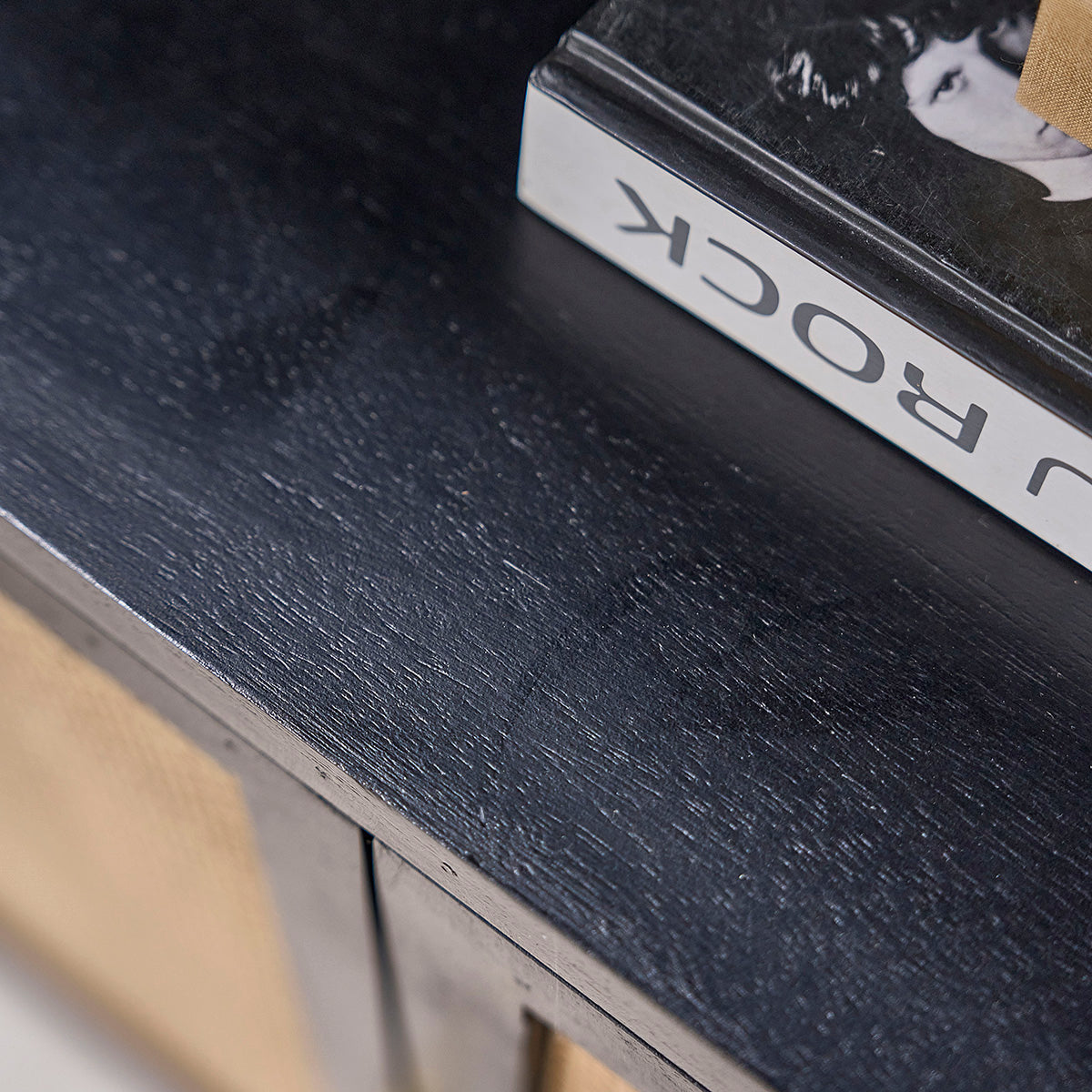 BLAISE - Libreria alta in di mango massello nero e midollino, H 170 cm