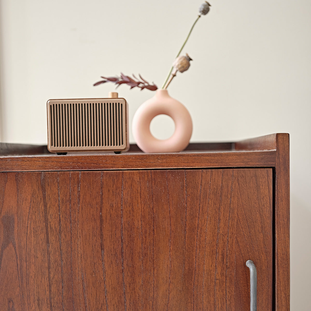 VINTAGE - Comodino in mindi massello finitura in noce 40 cm