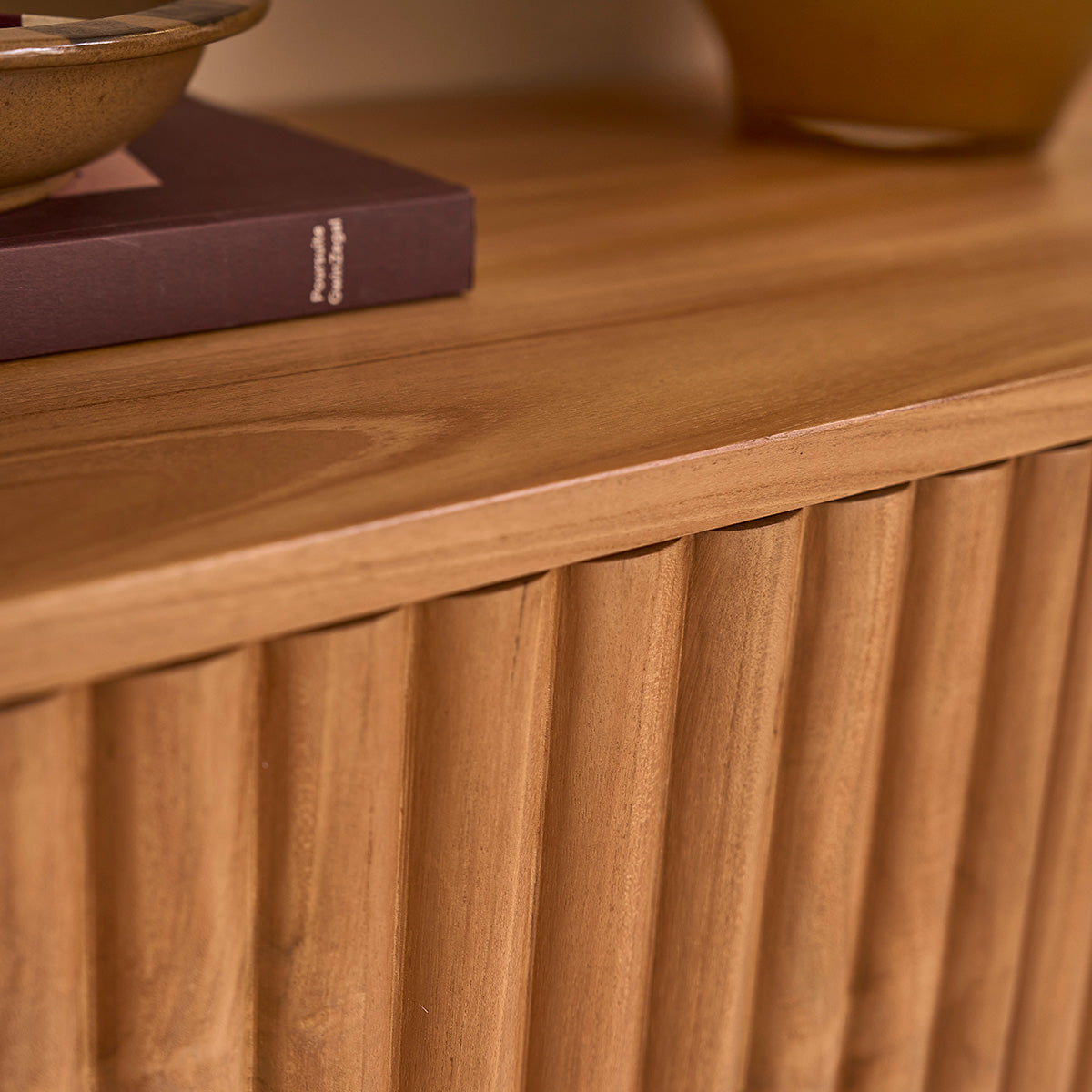 Collezione Belize - Mobile porta TV a parete in legno di teak da 140 cm