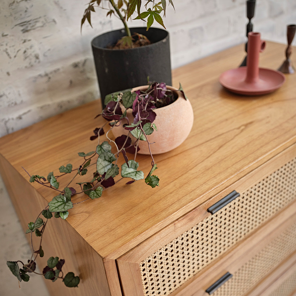 ALBA - Cassettiera in mindi massello e cannage, 100 cm