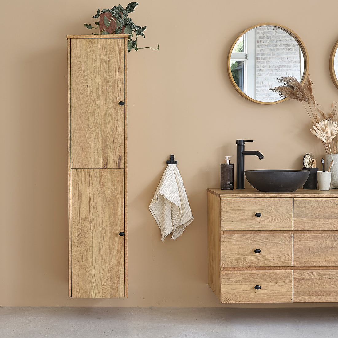 ERNEST - Colonna bagno  in rovere massello 150 cm