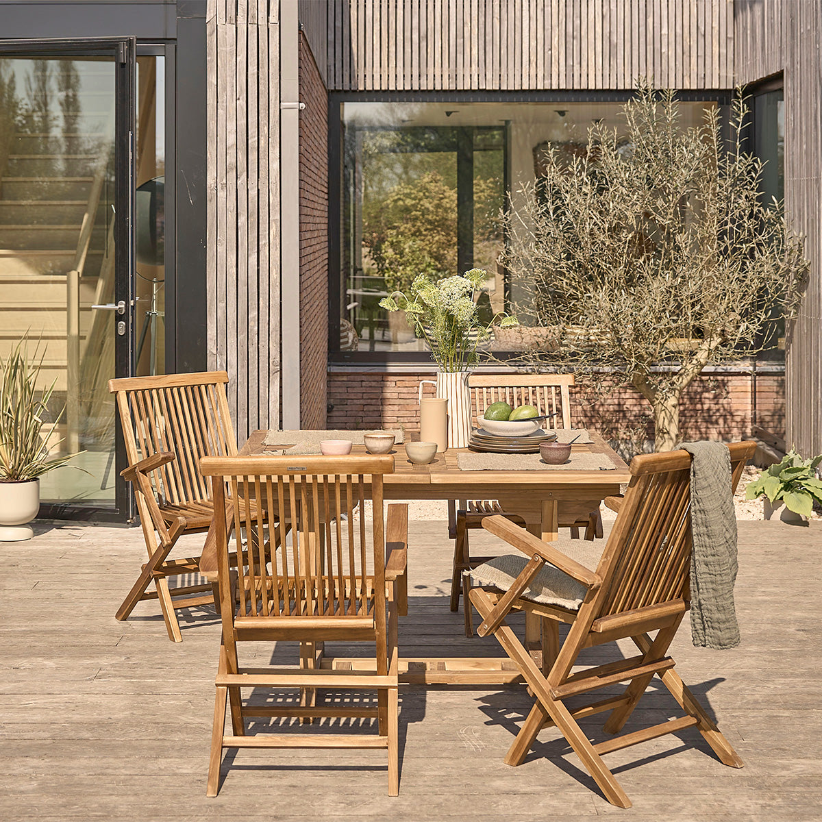 BALI - Set di mobili da giardino con tavolo allungabile in teak massello oliato 4/8 pers.