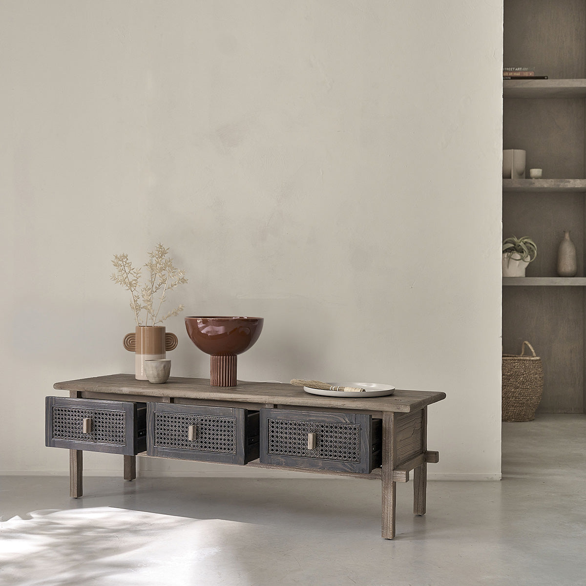 JUNKO - Mobile porta TV in legno massello riciclato da 145 cm