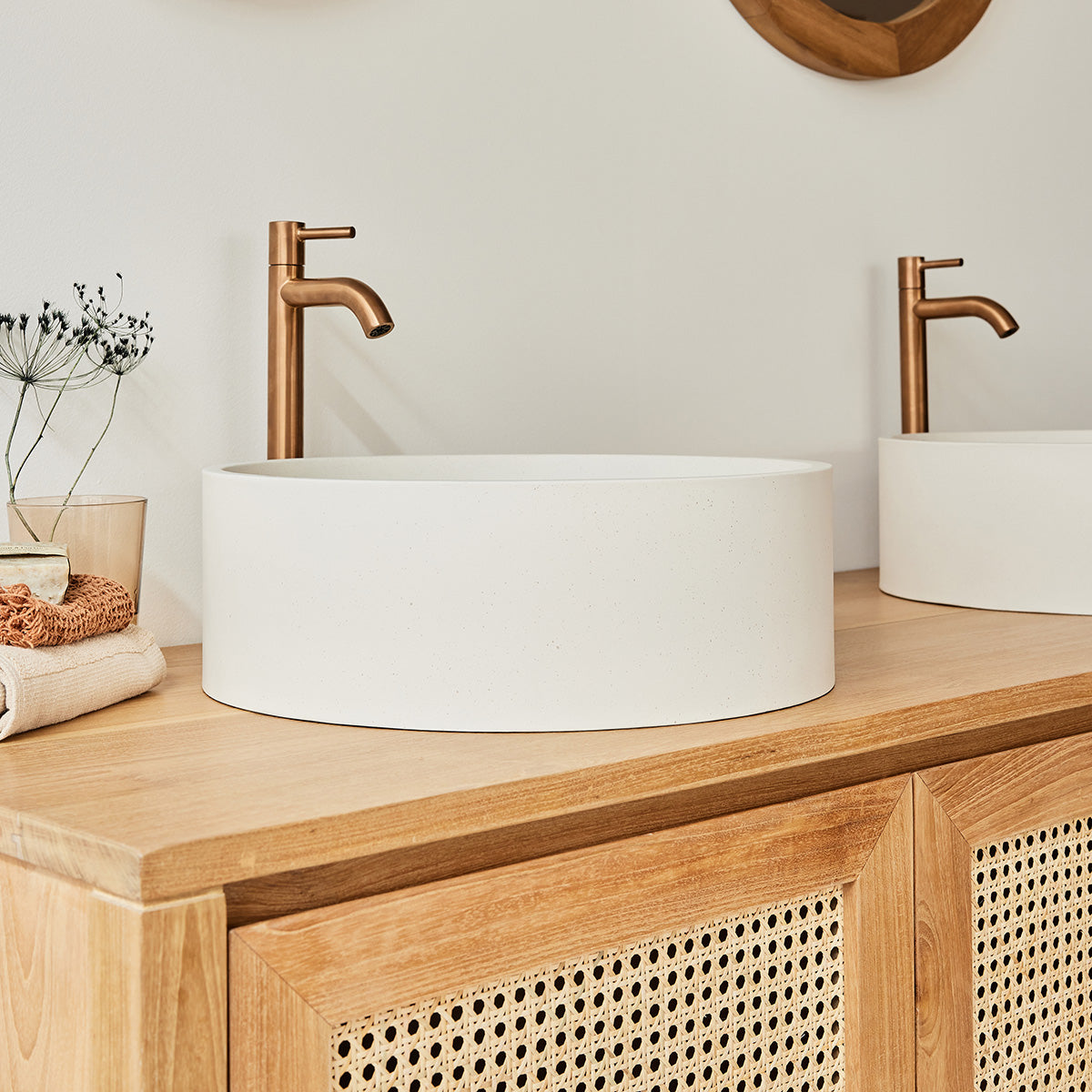 MELIA - Lavabo in cemento beige Ø37 cm