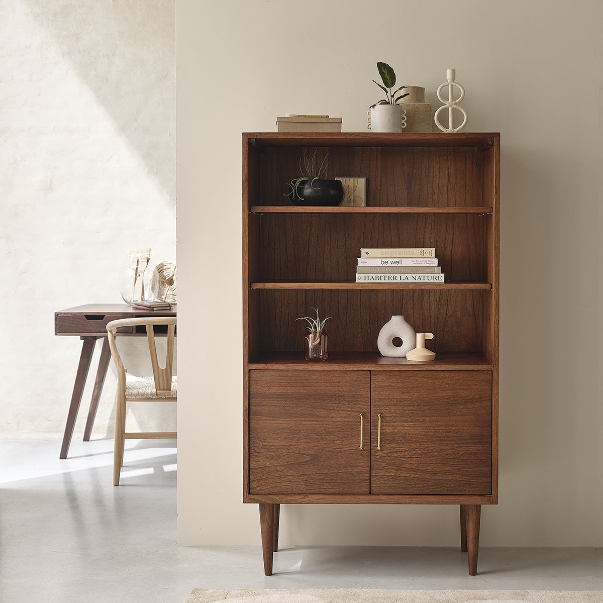 VINTAGE - Libreria in mindi massello con finitura in noce 85 cm