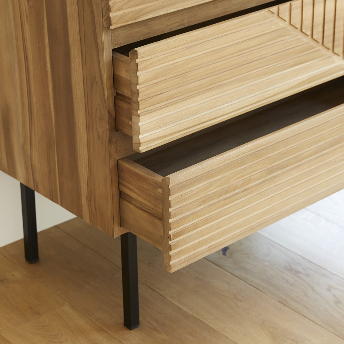 PORTLAND - Cassettiera in teak massello 95 cm